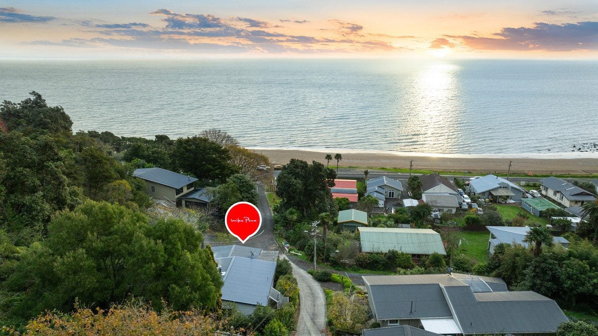 11 Adams Road, Thornton Bay - Carousel 1