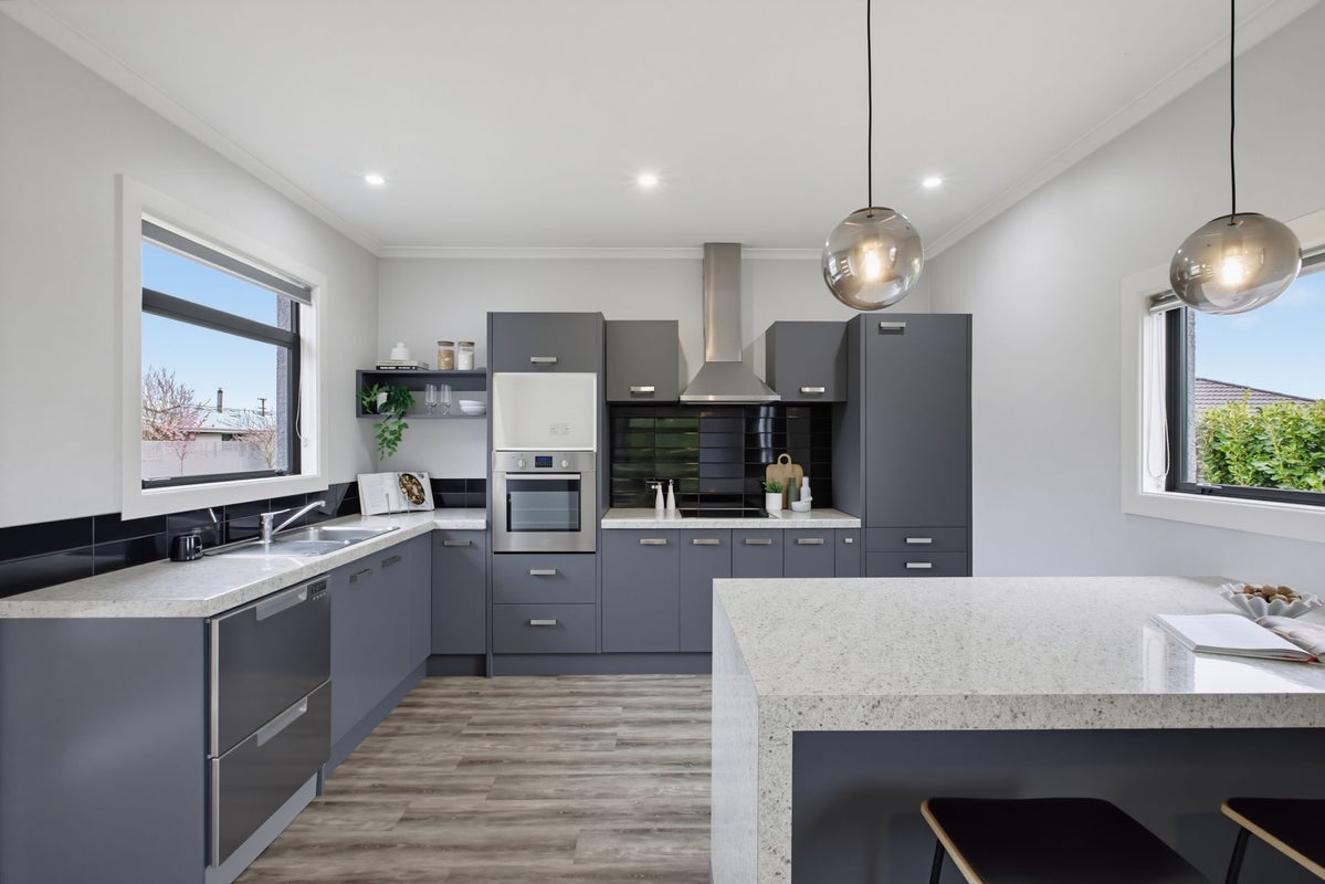 16 Elizabeth Street, Gore, Gore - Carousel 2