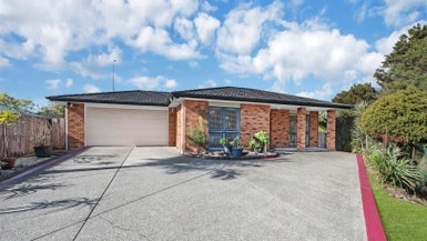 14 Watersfield Place, Flat Bush, Auckland - Carousel 1