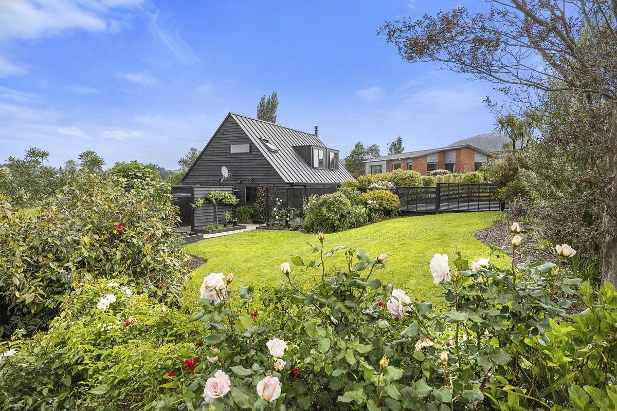 18 Estuary Crescent, Fairfield, Dunedin - Carousel 2