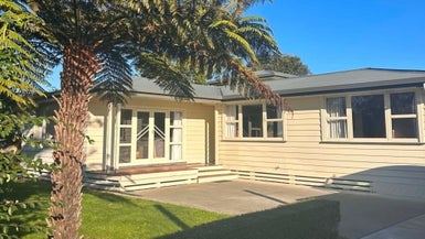3 Goldsmith Street, Elgin, Gisborne - Carousel 1