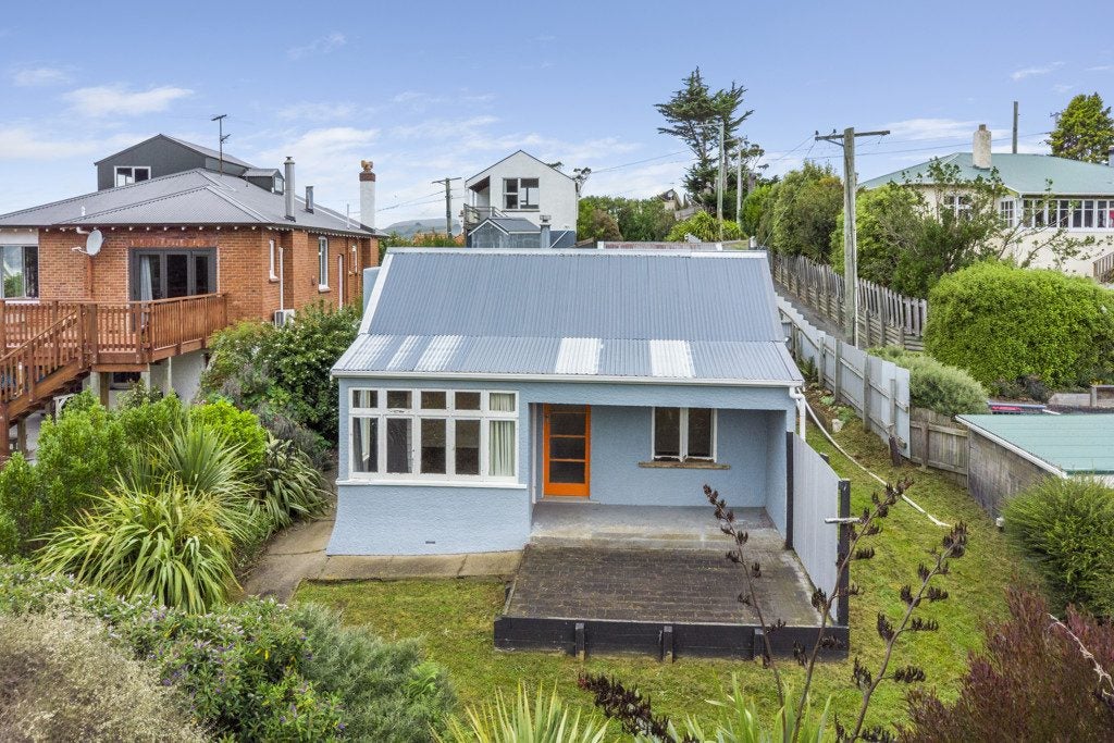 17 Constitution Street, Port Chalmers, Dunedin - Carousel 2