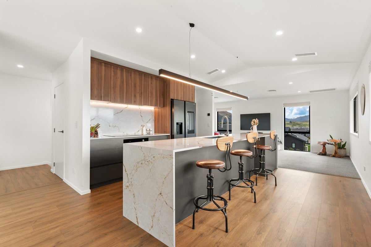 27 Muster Road, Jacks Point, Queenstown - Carousel 2