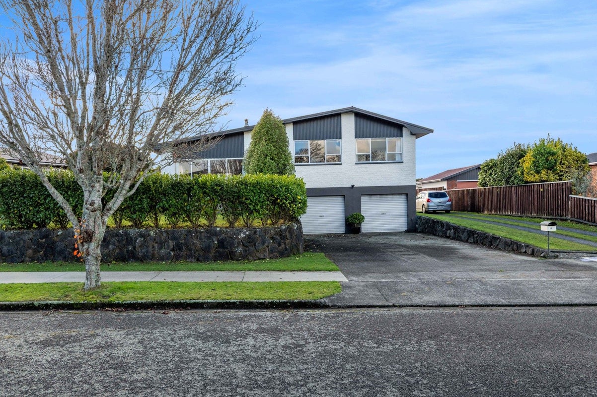 20 Oberon Street, Stratford, Stratford - Carousel 24
