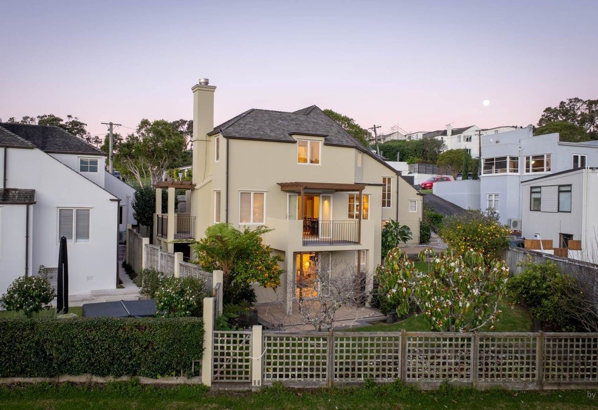 61A Atkin Avenue, Mission Bay, Auckland - Carousel 2