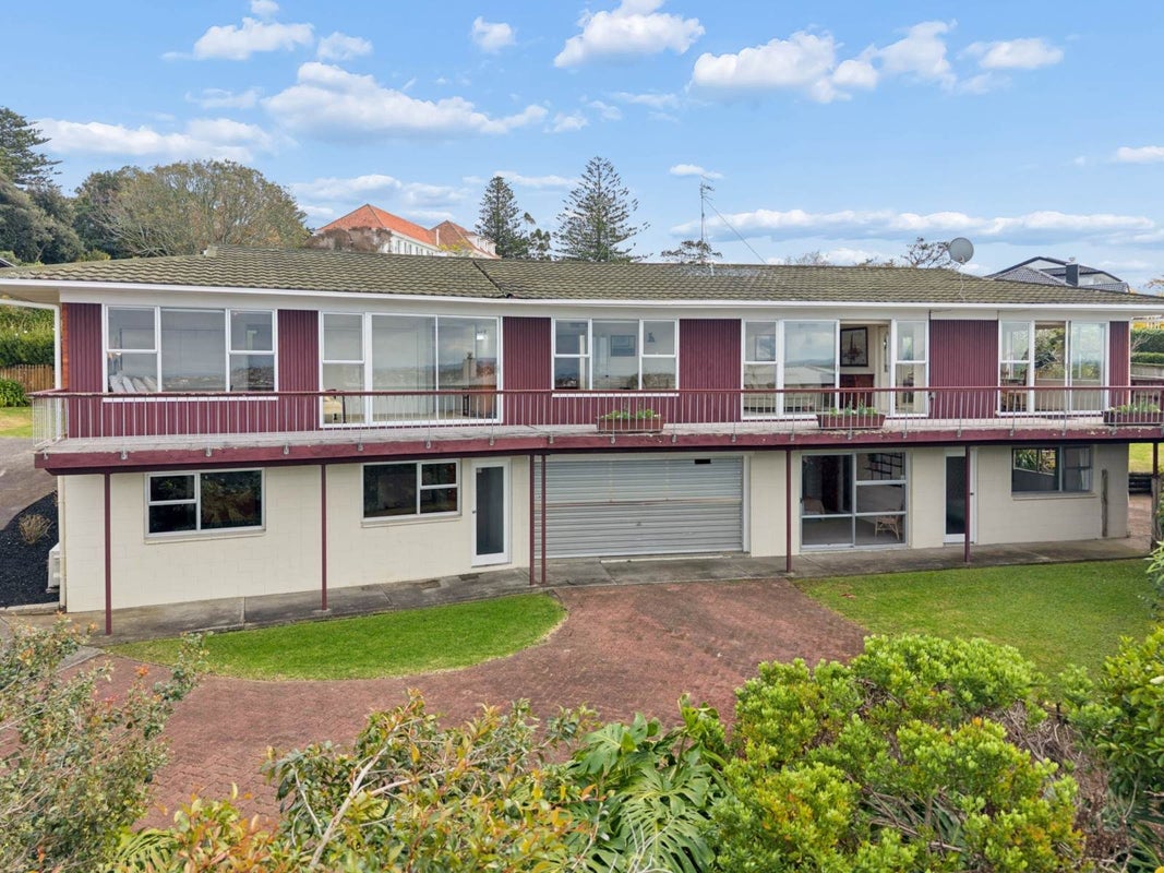 29 Vanessa Crescent, Glendowie, Auckland - Carousel 1