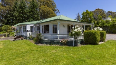 65 Te Moenga Park, Acacia Bay, Taupo - Carousel 1