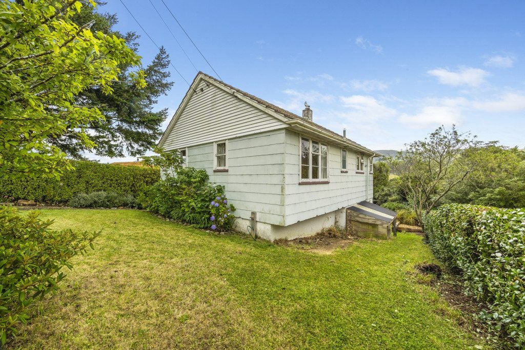 6 Tensing Street, Liberton, Dunedin - Carousel 1