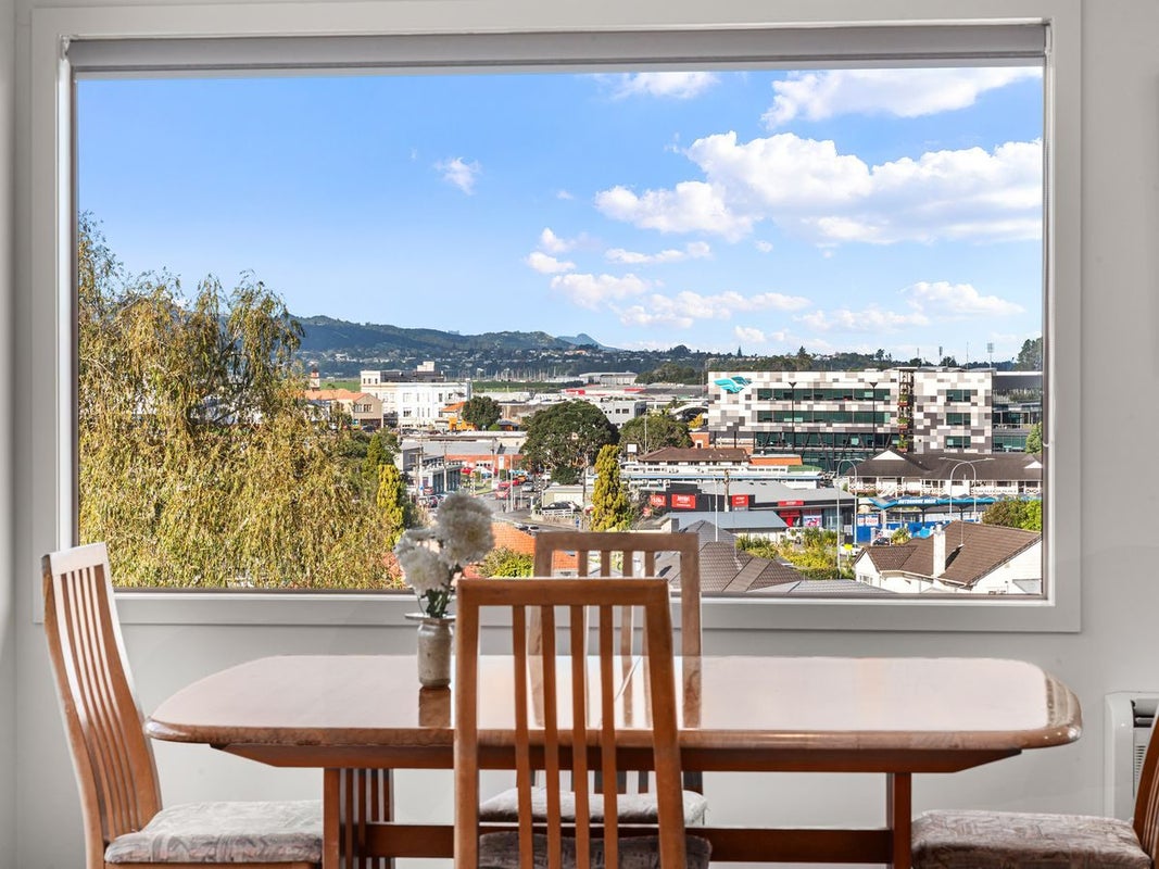 4 High Oaks Way, Avenues, Whangarei - Carousel 1