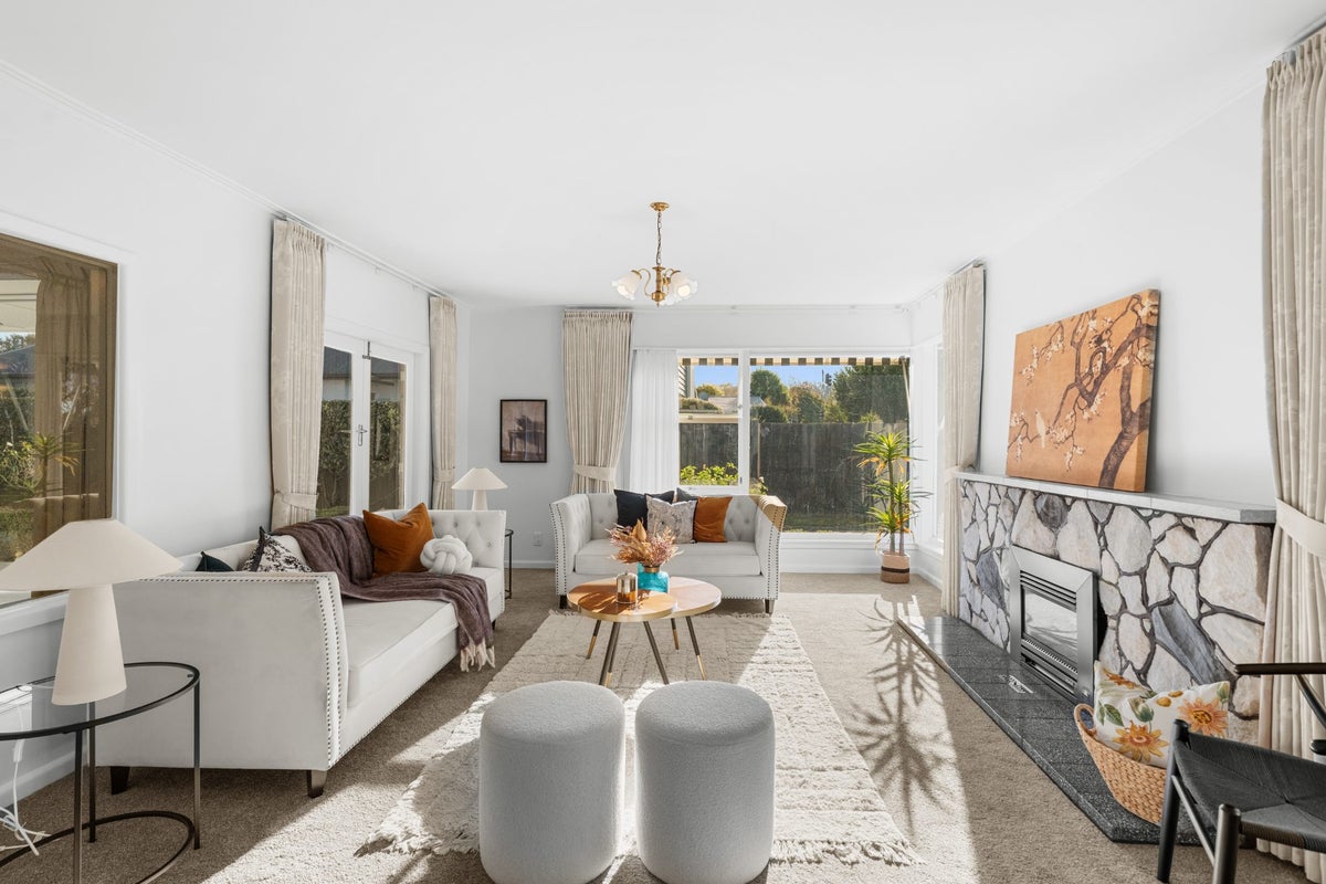 229 Memorial Avenue, Burnside, Christchurch - Carousel 2
