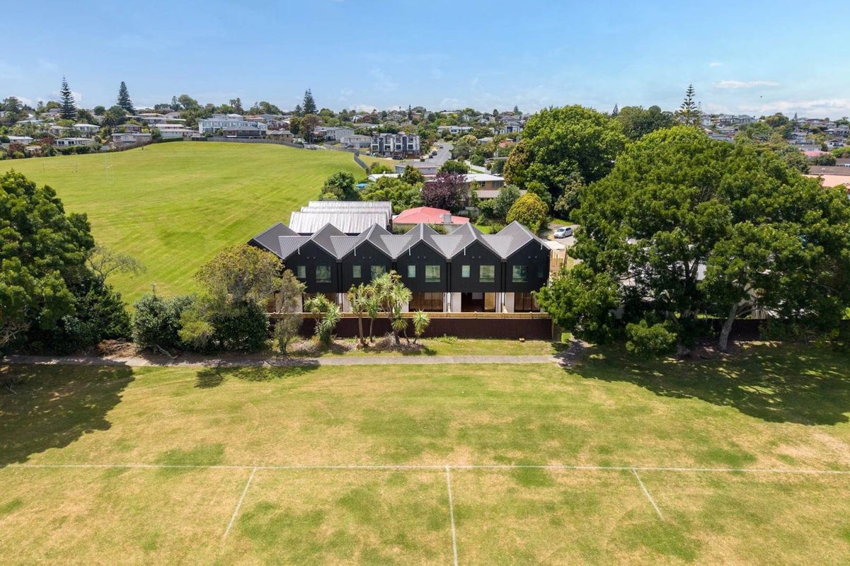3/7 Cindy Place, Pakuranga, Auckland - Carousel 15