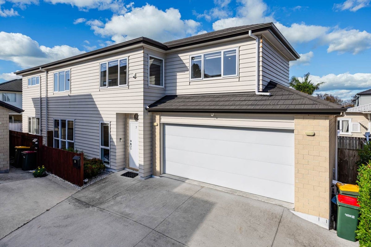 7 Papahou Lane, Papatoetoe, Auckland - Carousel 1