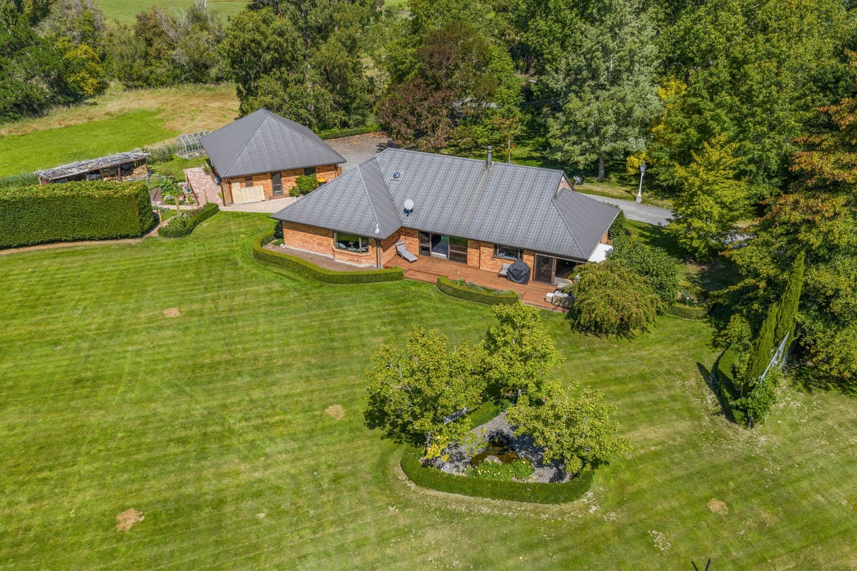 4 Wilson Drive, Ohoka, Kaiapoi - Carousel 1