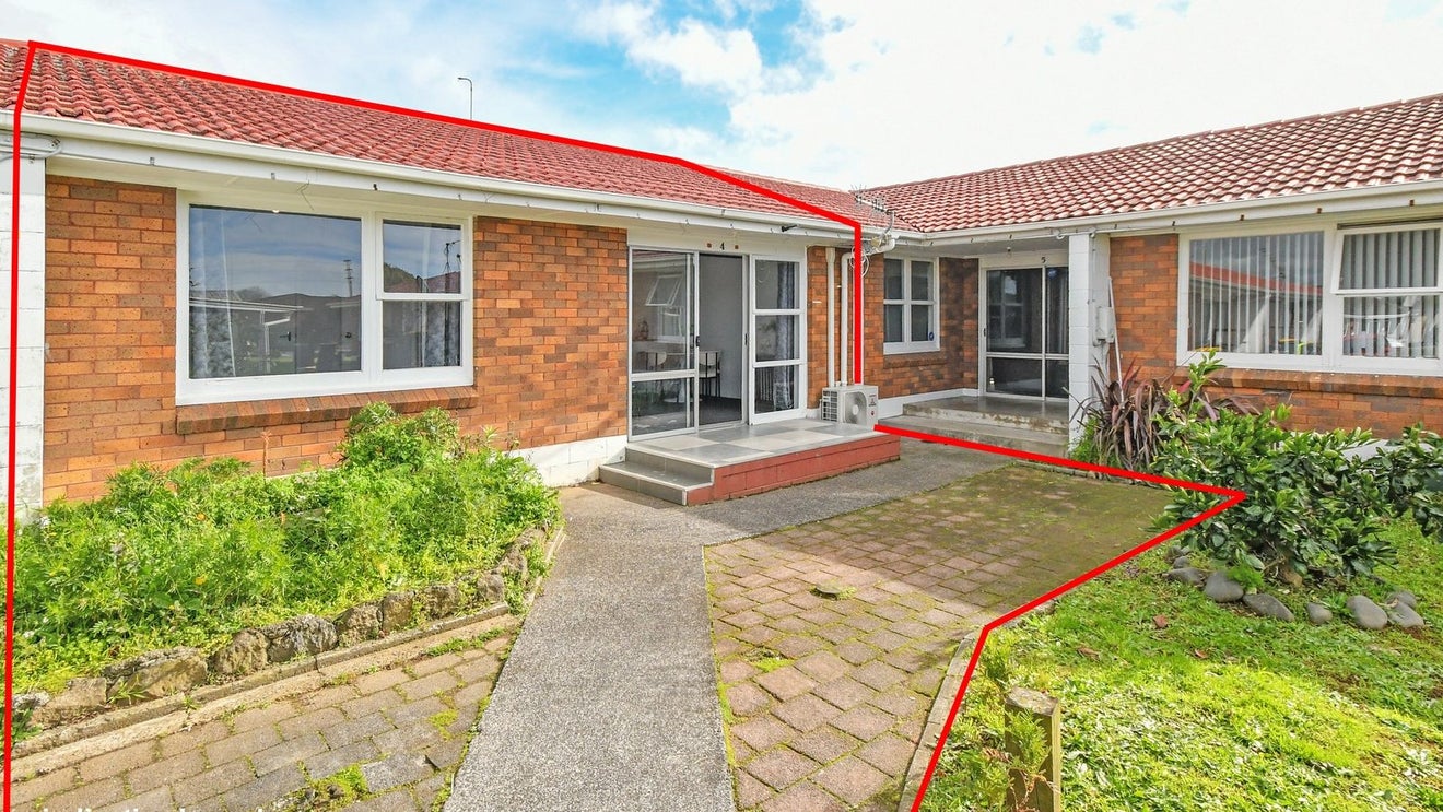 4/12 Reagan Road, Papatoetoe, Auckland - Carousel 1