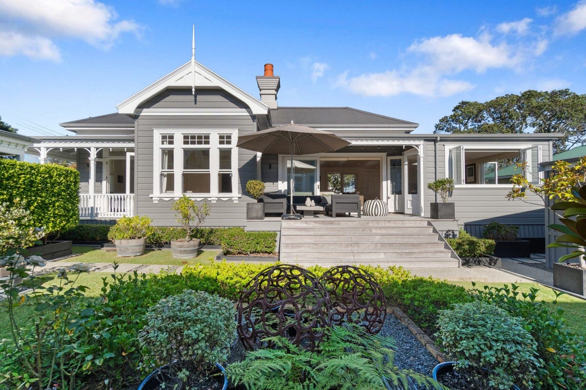 58 Stanley Point Road, Stanley Point, Auckland - Carousel 1