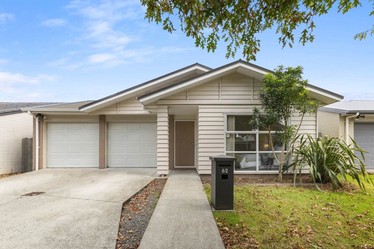 62 Kauri DR, Takanini, Takanini - Carousel 1