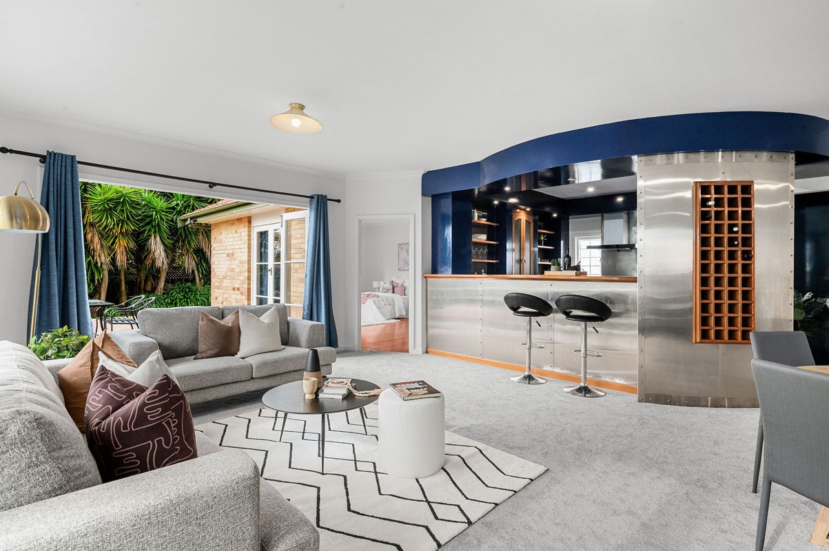 8 Knighton Road, Hillcrest, Hamilton - Carousel 2