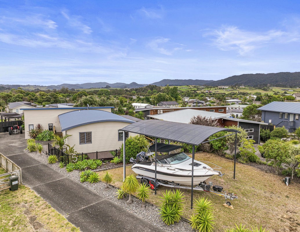 5 Spinifex Road, Mangawhai Heads, Mangawhai - Carousel 1