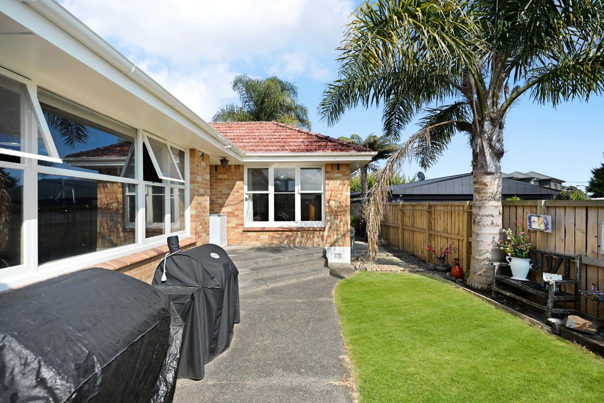 141 Beerescourt Road, Beerescourt, Hamilton - Carousel 1