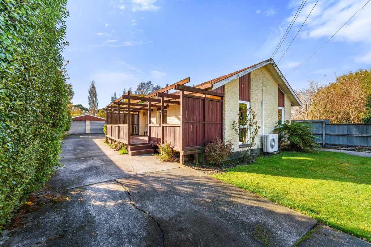 160 Hendersons Road, Hoon Hay, Christchurch - Carousel 1