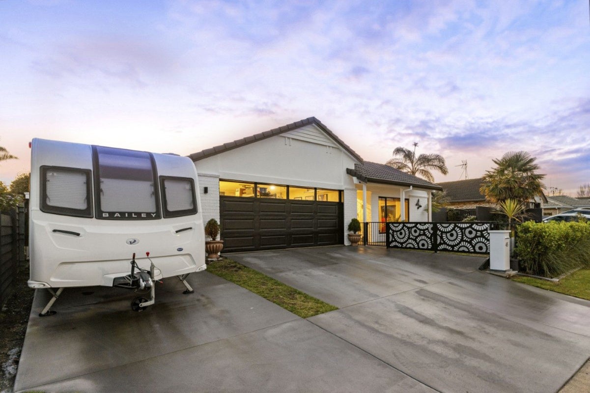 45 Santa Barbara Drive, Papamoa Beach, Papamoa - Carousel 2