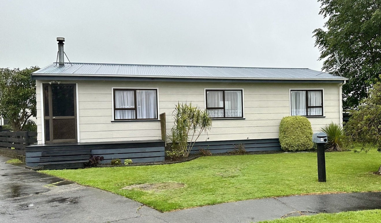 4 Kirkcaldie Grove, Levin, Levin - Carousel 1
