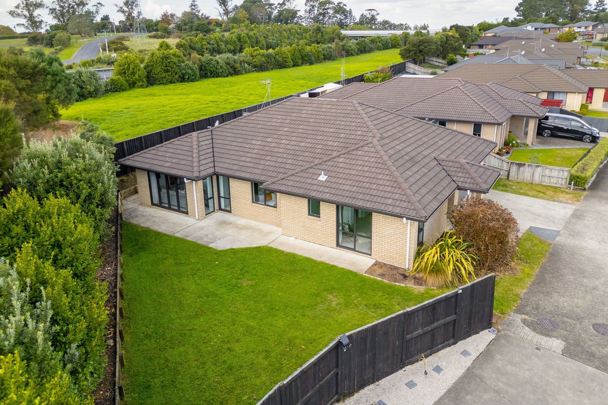9 Te Ironui Place, Huntington, Hamilton - Carousel 2