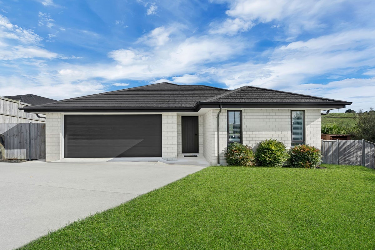 104 Harriet Johnston Drive, Pokeno - Carousel 1