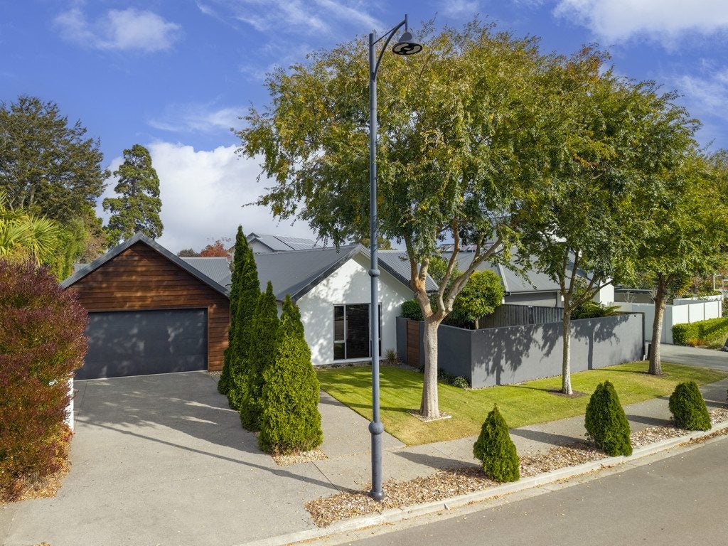 3 Bluestone Drive, Parklands, Christchurch - Carousel 2