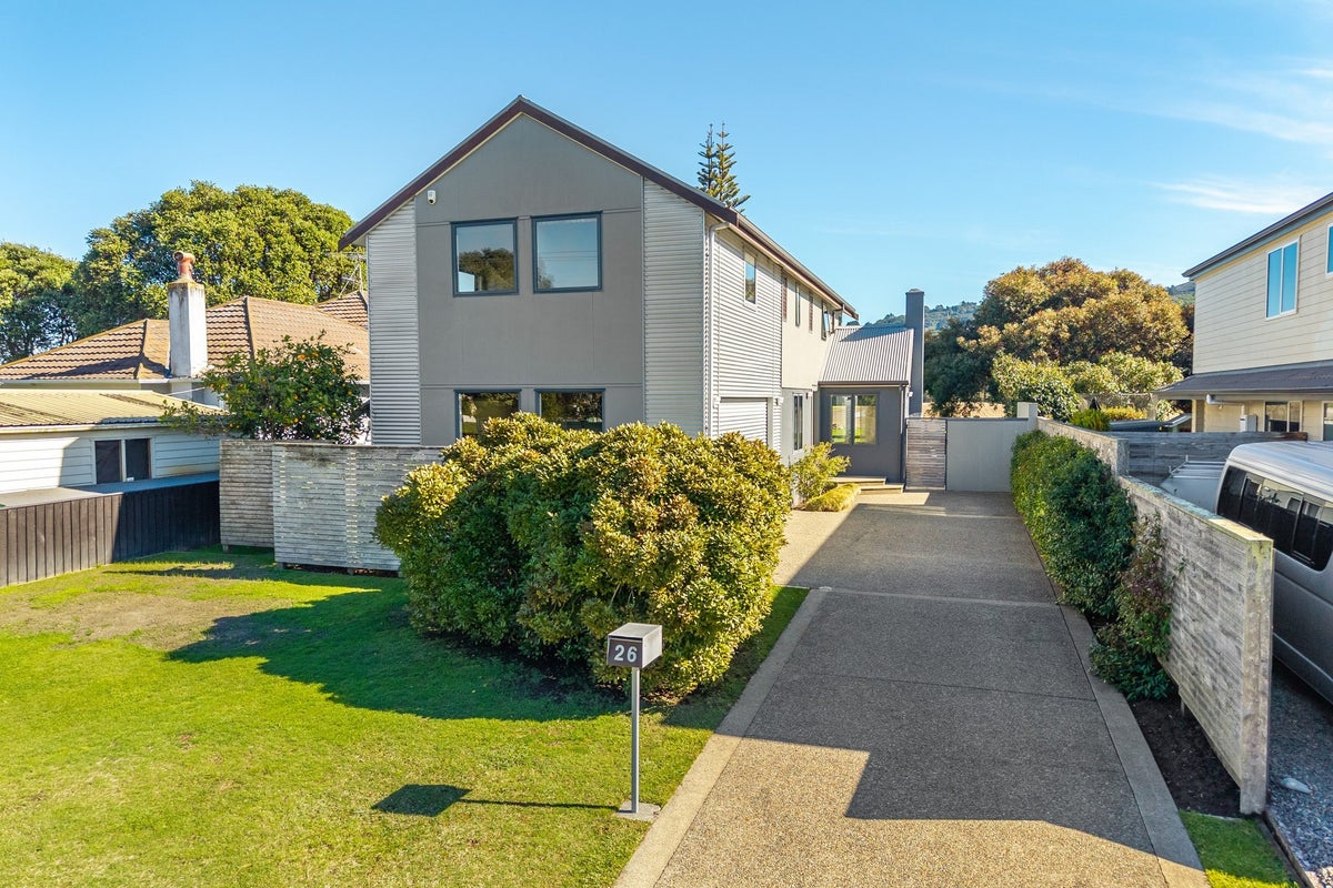 26 Saint James Avenue, Boulcott, Lower Hutt - Carousel 1