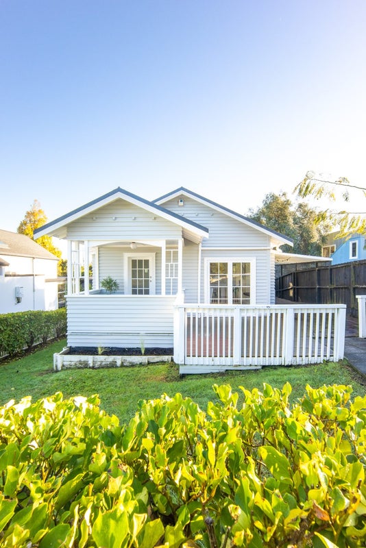 51 Taunton Terrace, Blockhouse Bay, Auckland - Carousel 37