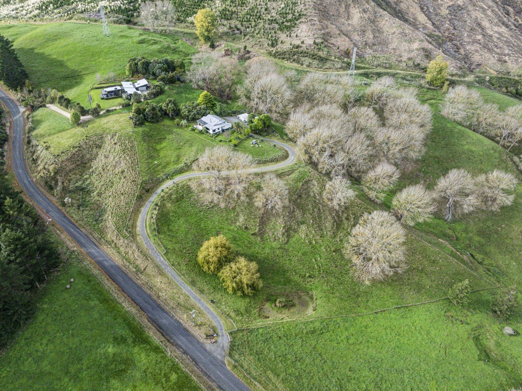 122 Waipunga Road, Eskdale, Napier - Carousel 27