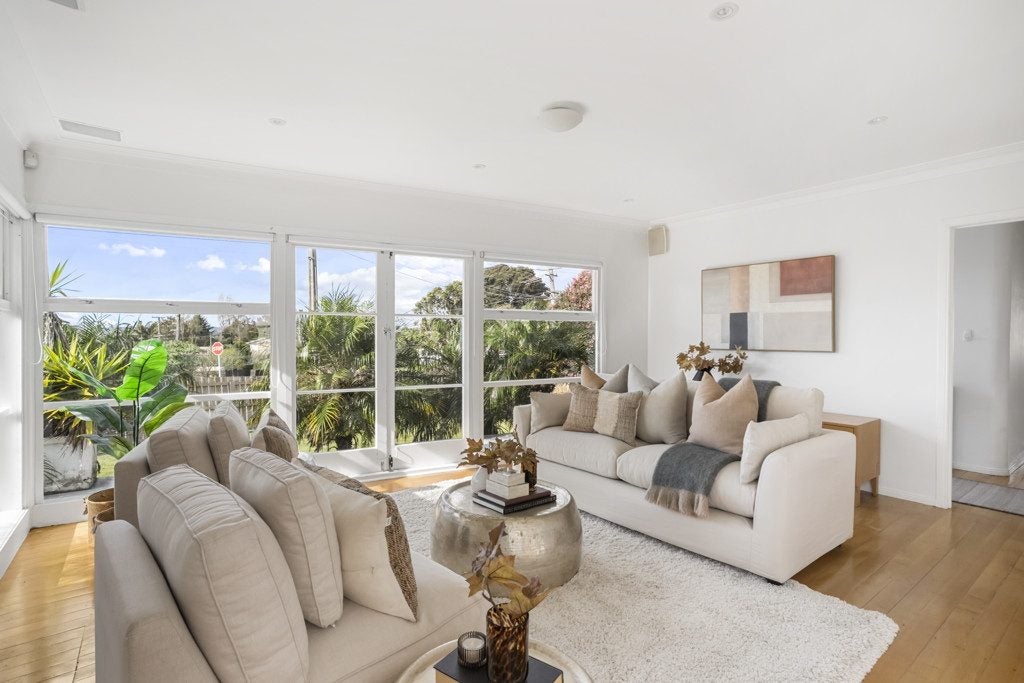 25 McLennan Road, Mount Wellington, Auckland - Carousel 2