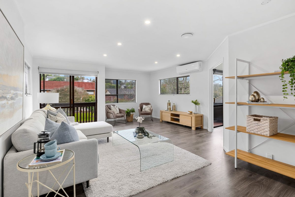 Property Valuation for 20 Sandiacre Way, Browns Bay, Auckland | Trade ...