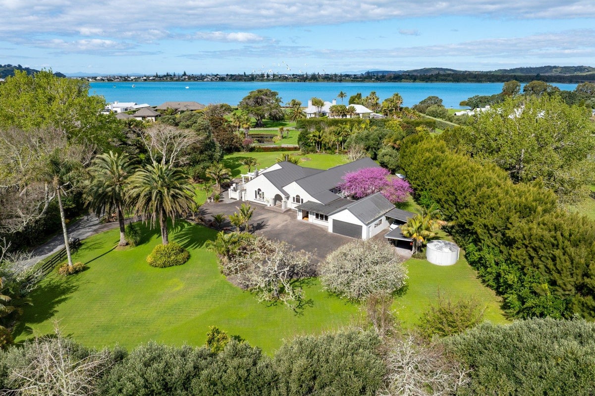 252B Point Wells Road, Point Wells, Rodney, Auckland - Carousel 1