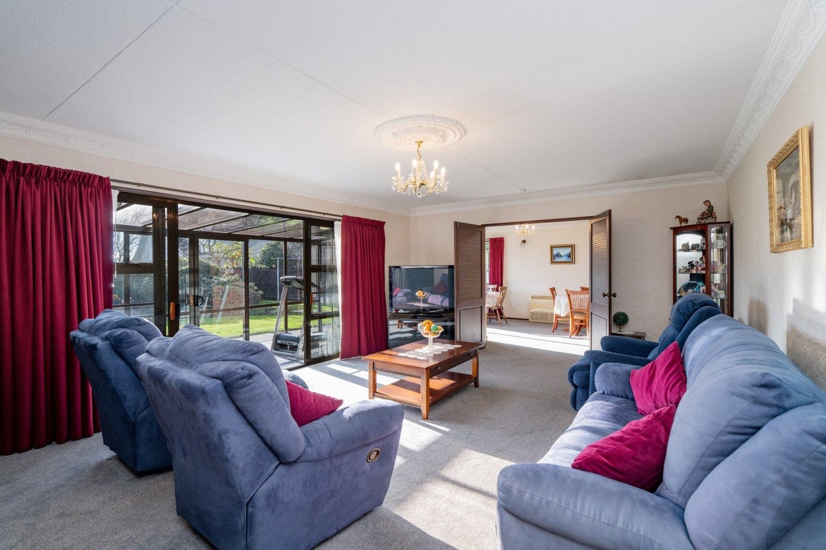 5 McLeod Court, Rosedale, Invercargill - Carousel 2