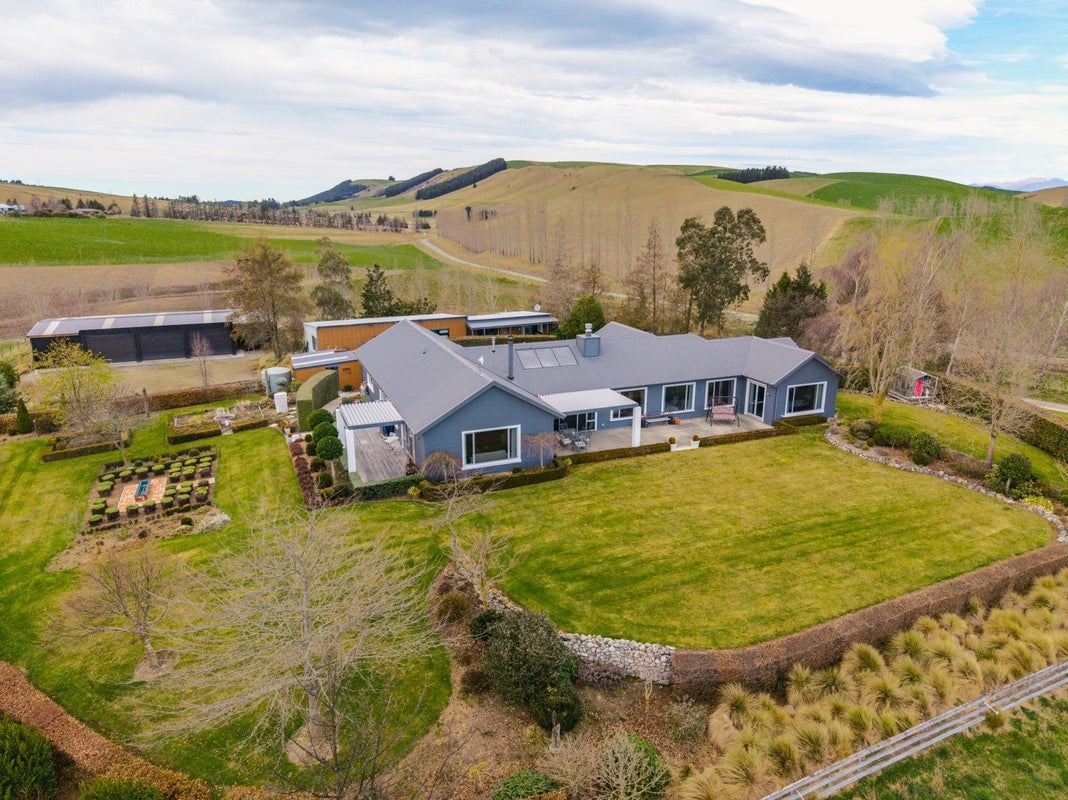 41 Middle Valley Road, Middle Valley, Fairlie - Carousel 1