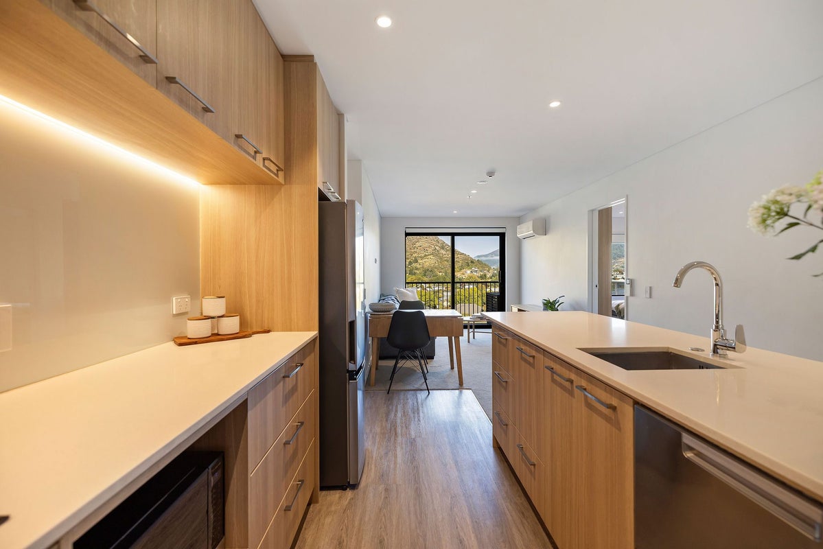 706/10 Copper Beech Avenue, Frankton, Queenstown - Carousel 1