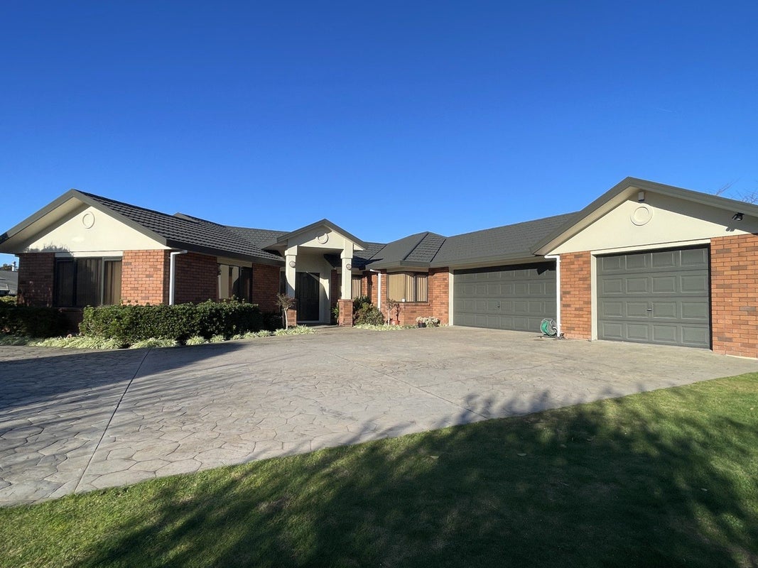 121B Rata Street, Inglewood, Inglewood - Carousel 1