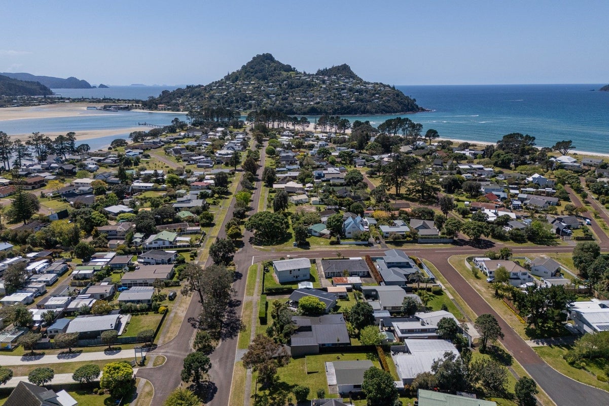 6 Bell Road, Pauanui, Pauanui - Carousel 23