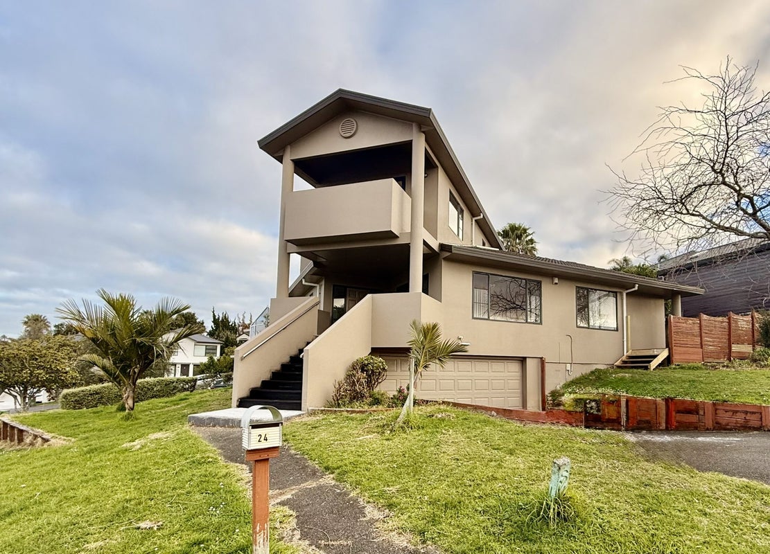 24 Bluebird Crescent, Unsworth Heights, Auckland - Carousel 1