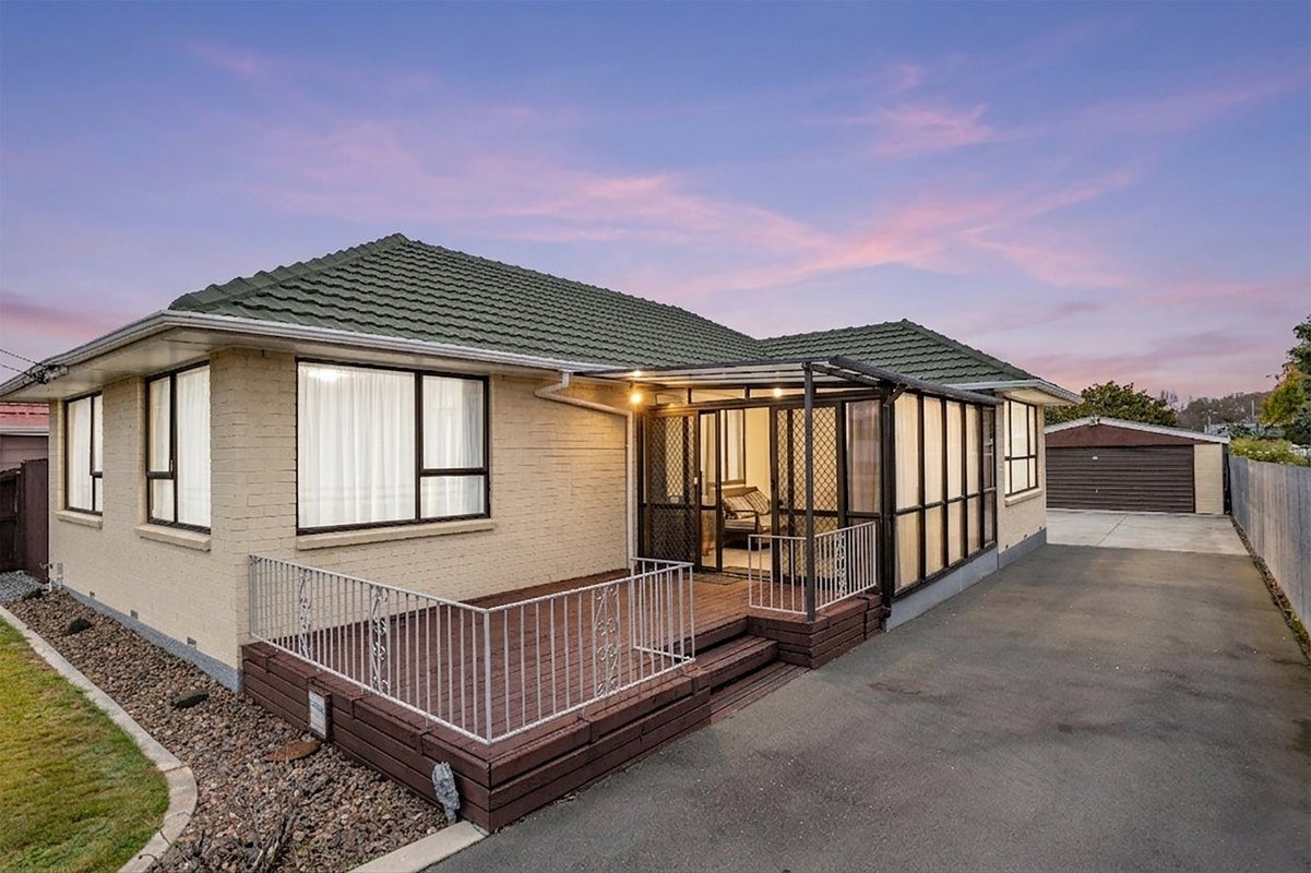 237 Burwood Road, Burwood, Christchurch - Carousel 1