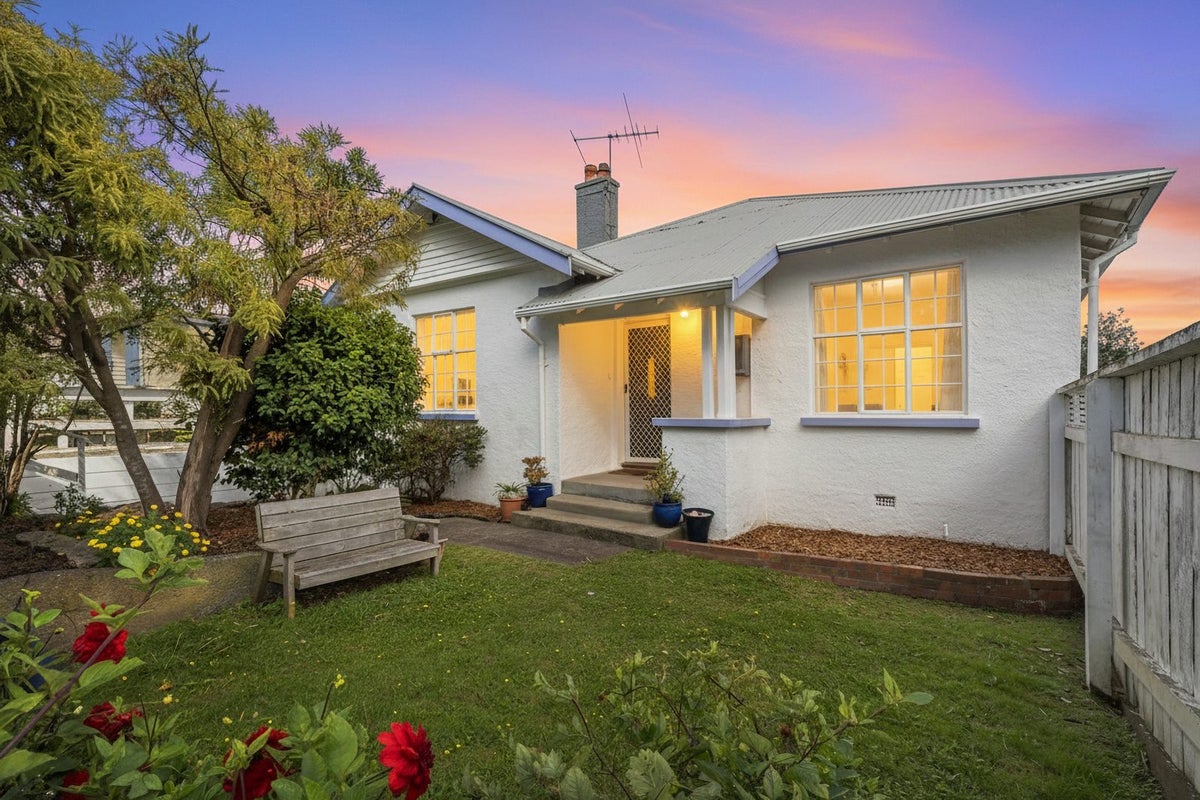 44 Monorgan Road, Strathmore Park, Wellington - Carousel 2