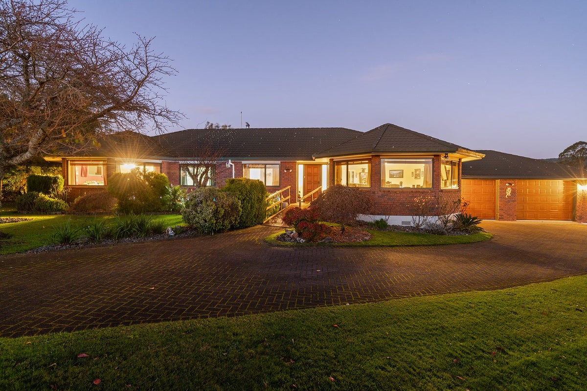 9 Coburg Place, Tikitere, Rotorua, Bay Of Plenty - Carousel 1