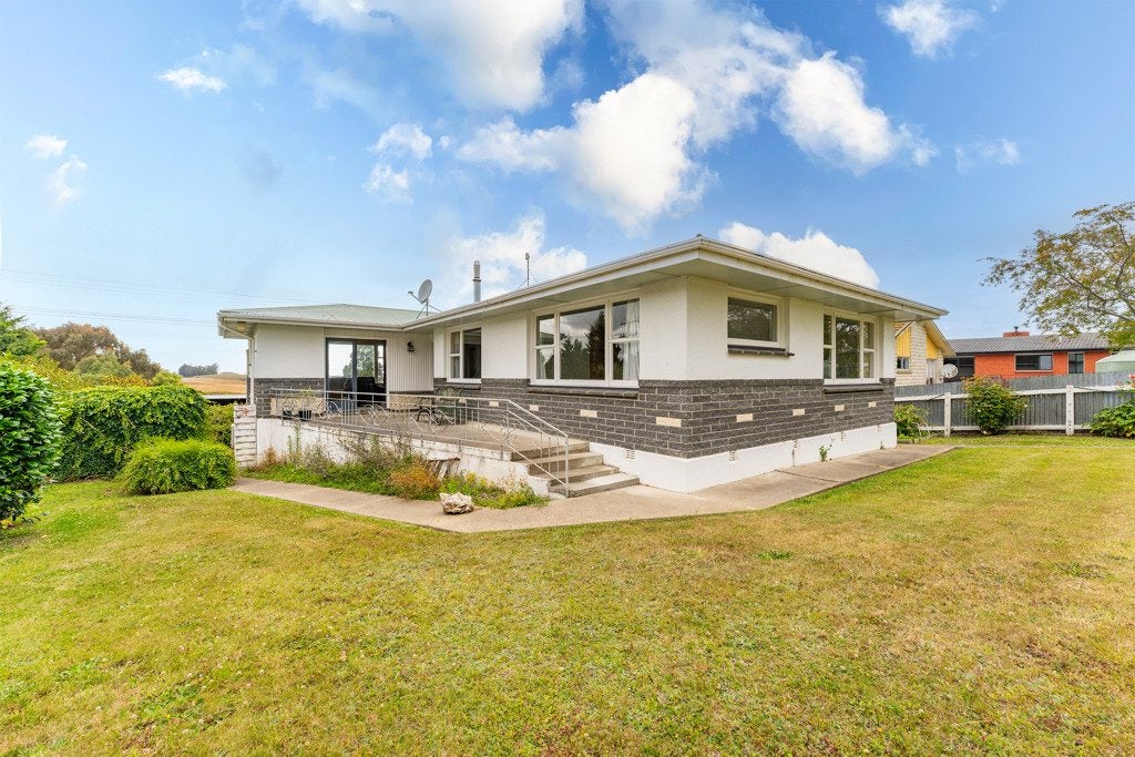 78 Weston Road, Waiareka Junction, Oamaru - Carousel 21