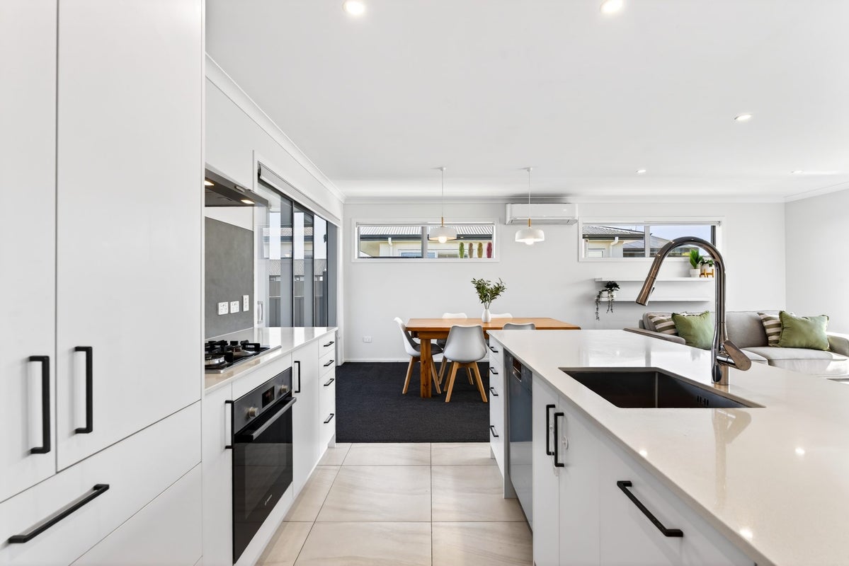 85 Hunter Drive, Awatoto, Napier - Carousel 1