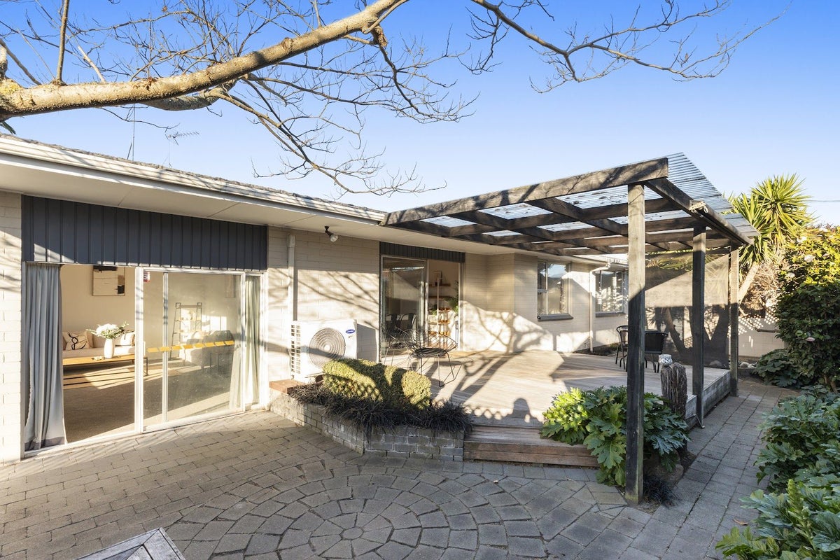 24 Sandra Street, South New Brighton, Christchurch - Carousel 2