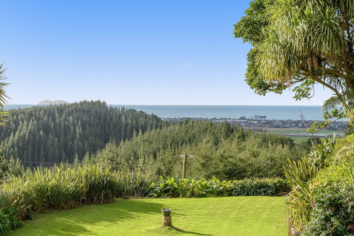251 Reid Road, Papamoa, Te Puke - Carousel 2