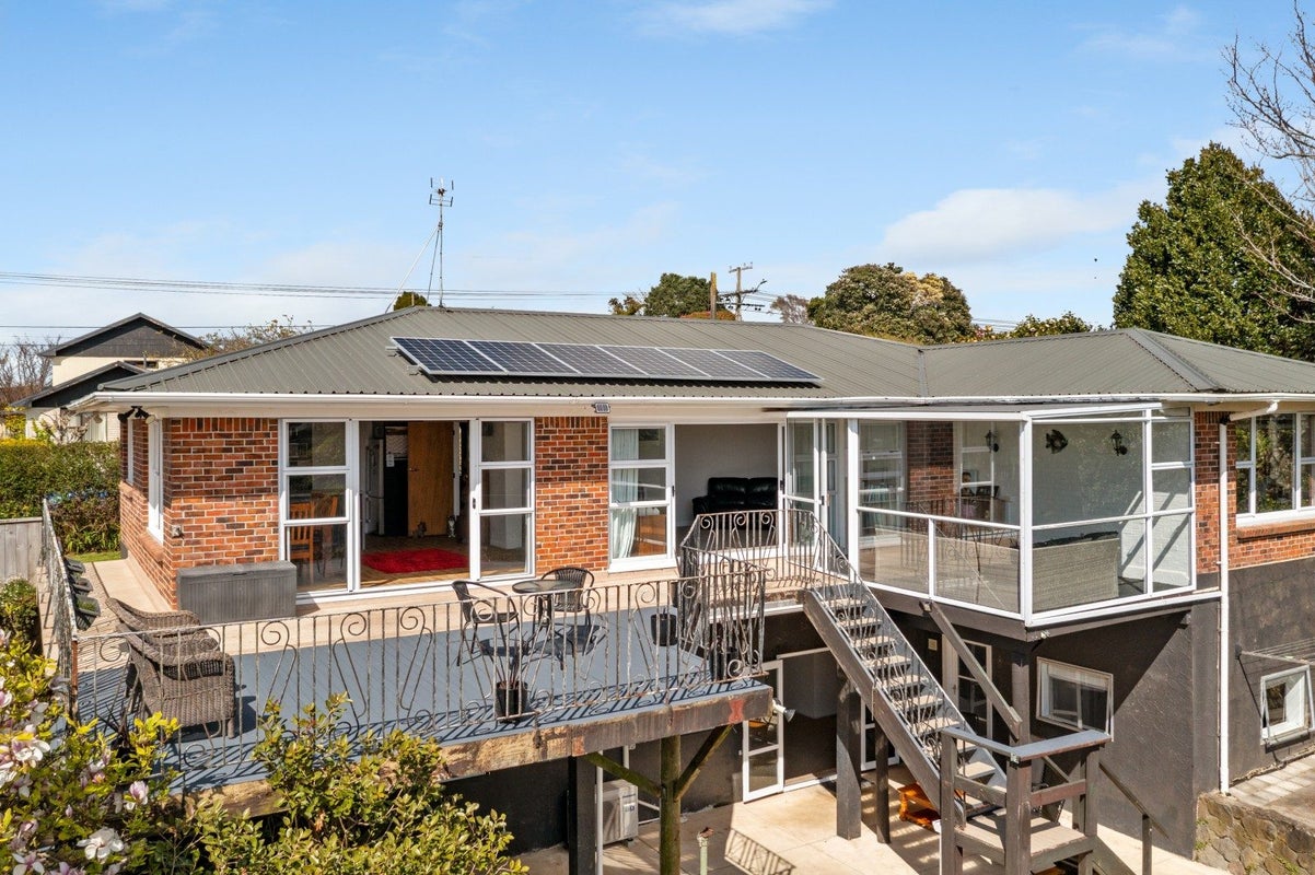 13 Cowling Road, Hurdon, New Plymouth - Carousel 1