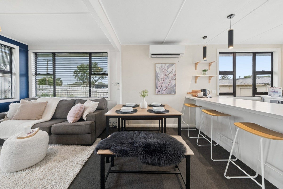 3 Matatiro Street, Titahi Bay, Porirua - Carousel 2